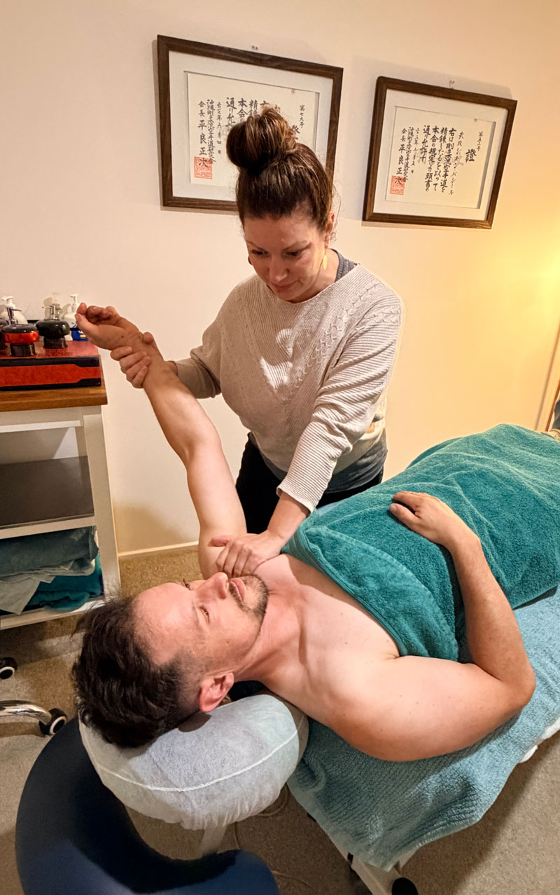 Frozen shoulder treatment in ringwood and eltham